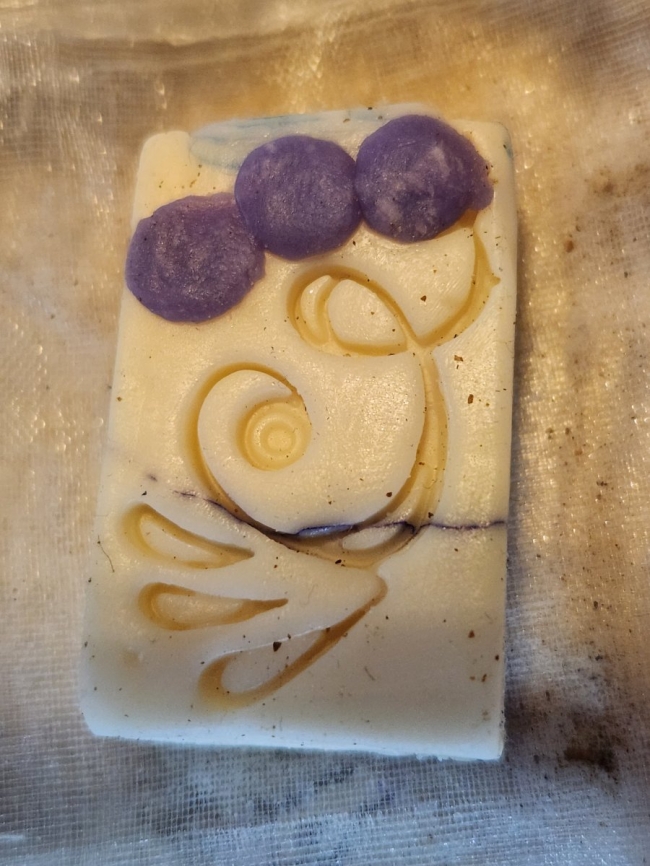 Savon arrtisanal au parfum de myrtille